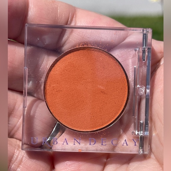 URBAN DECAY COSMETICS 24/7 Eyeshadow In Wild One (Burnt Orange Matte) - Picture 9 of 12